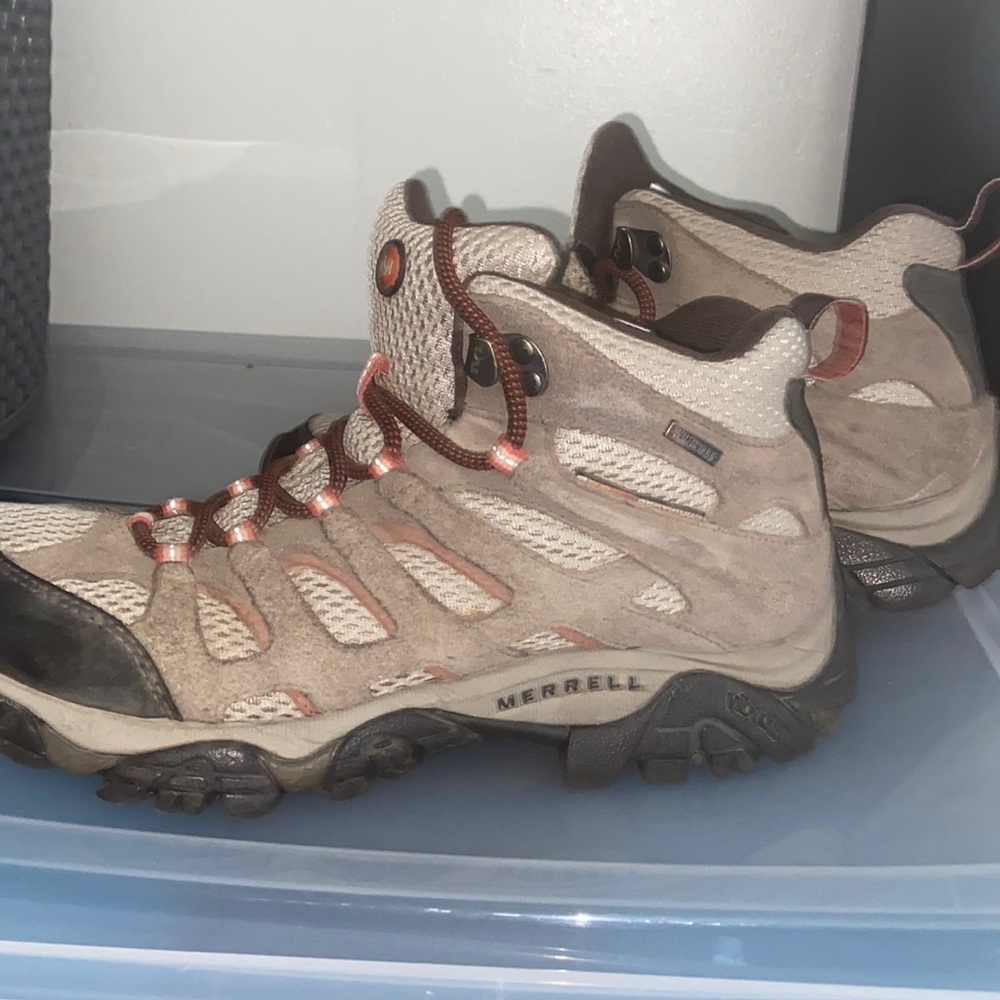 Merrell womens hiking shoes